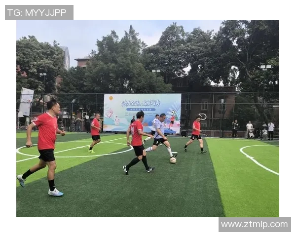 广州足球场地的建设与发展对城市体育文化的影响分析与展望