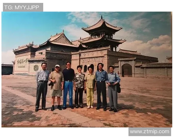 舔足球少年白袜脚的青春记忆与成长故事